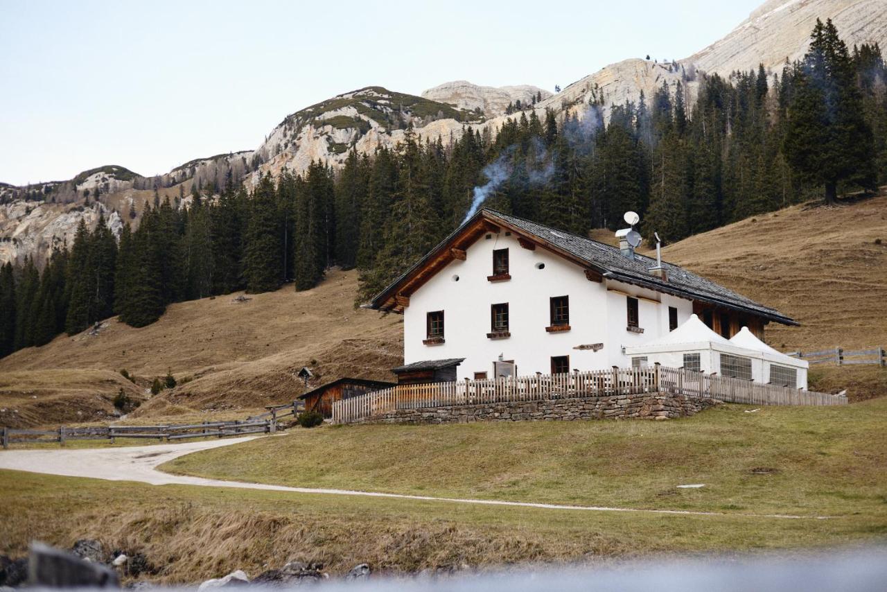 Вілла Rifugio Malga Ra Stua Кортіна-д'Ампеццо Екстер'єр фото